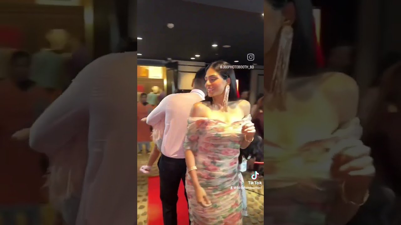 Stunning couple @salmon_tbf & @disha.islam in our 360 Photo Booth BD 📸 #360video #360booth